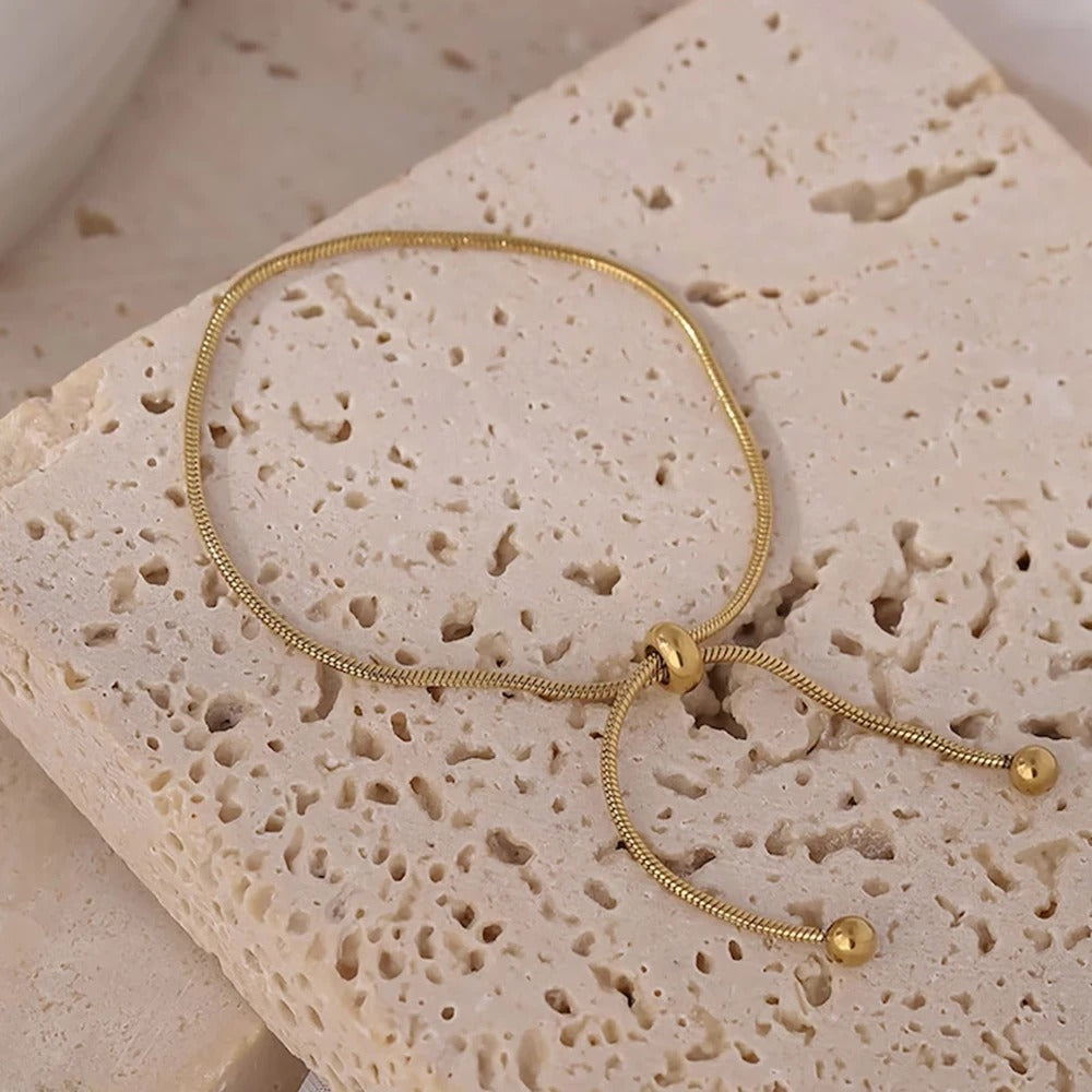 Dainty Adjustable Pull Bracelet